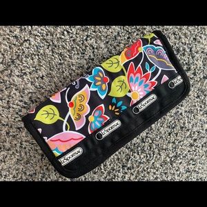 LeSportSac travel wallet